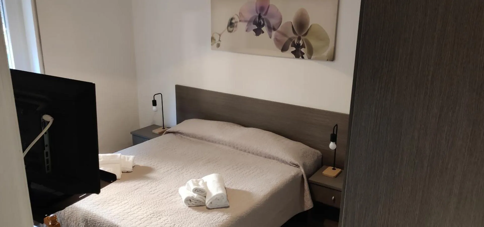 Villa Liberty Versilia Lido di Camaiore 2*,  Italy