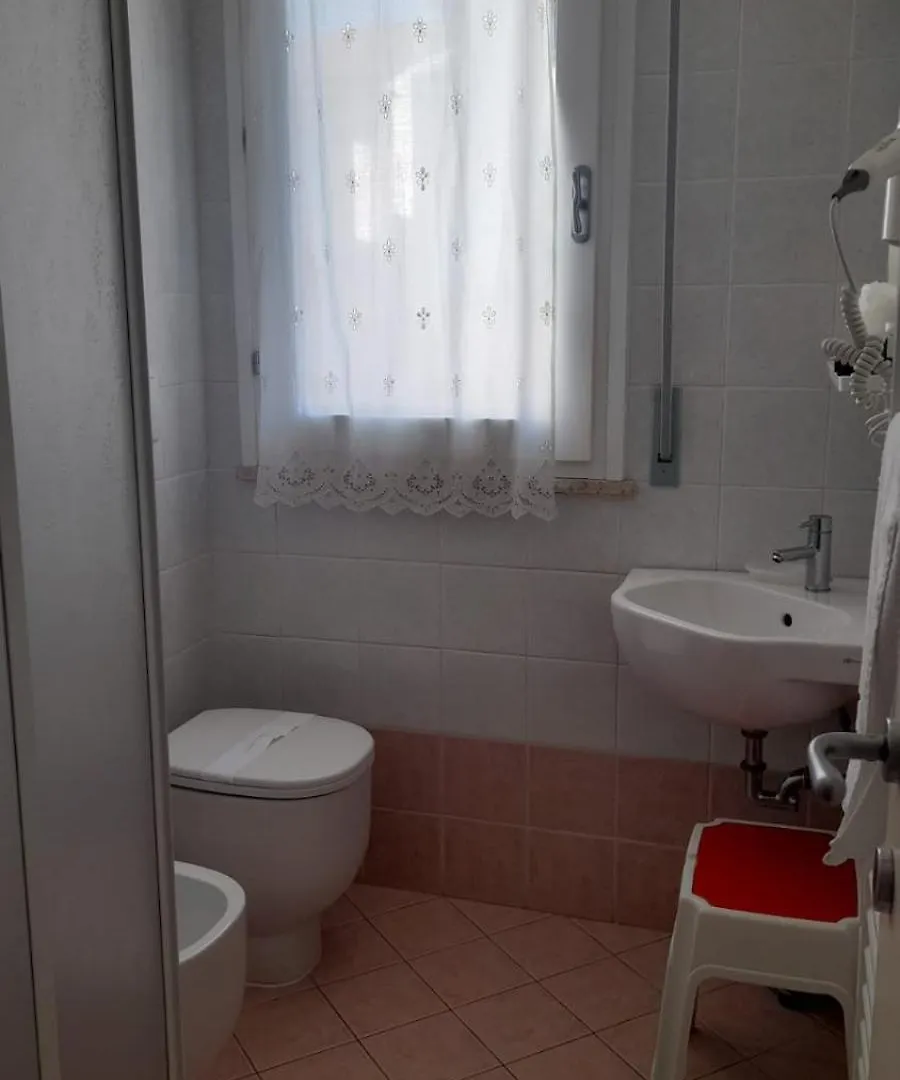 Villa Liberty Versilia Lido di Camaiore 2*,  Italy